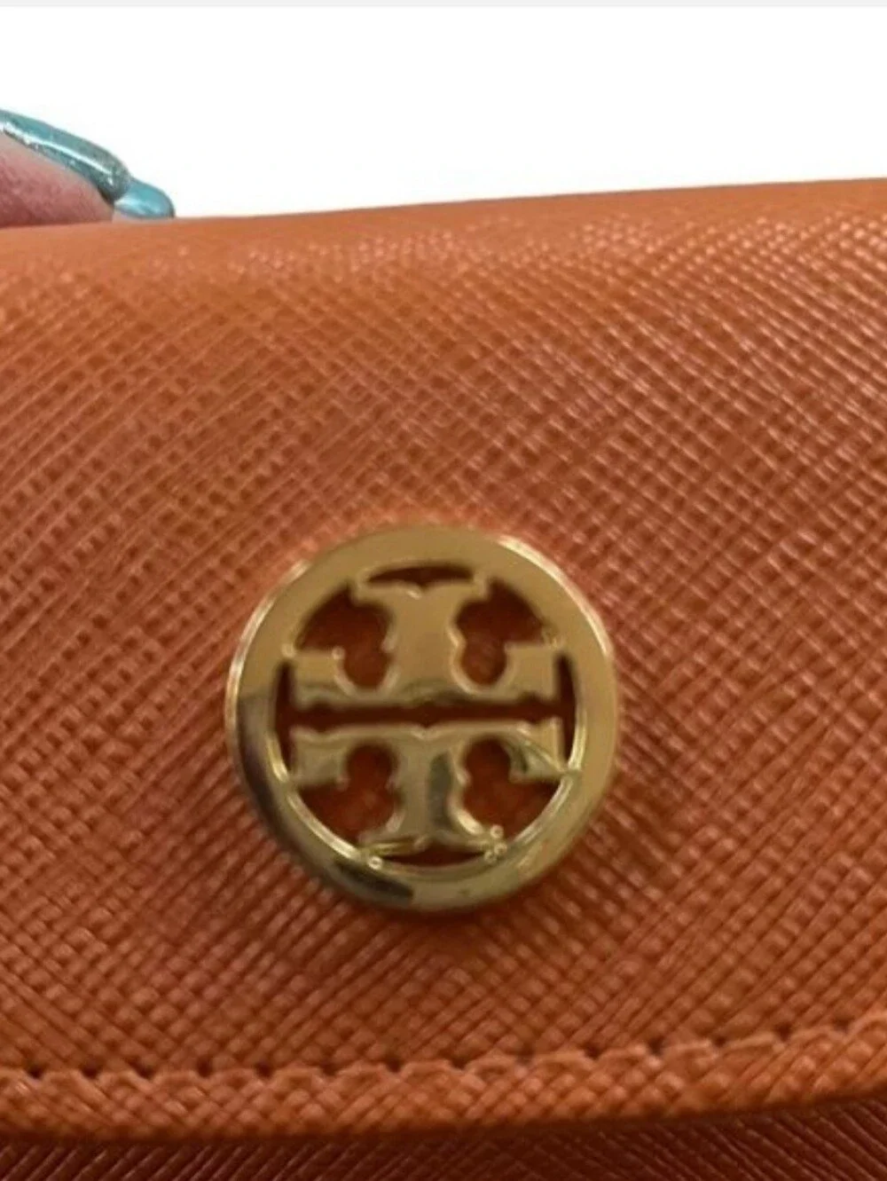 TORY BURCH Sunglasses Case in Burnt Orange Saffianno Leather with Gold Logo Snap - Picture 5 of 8